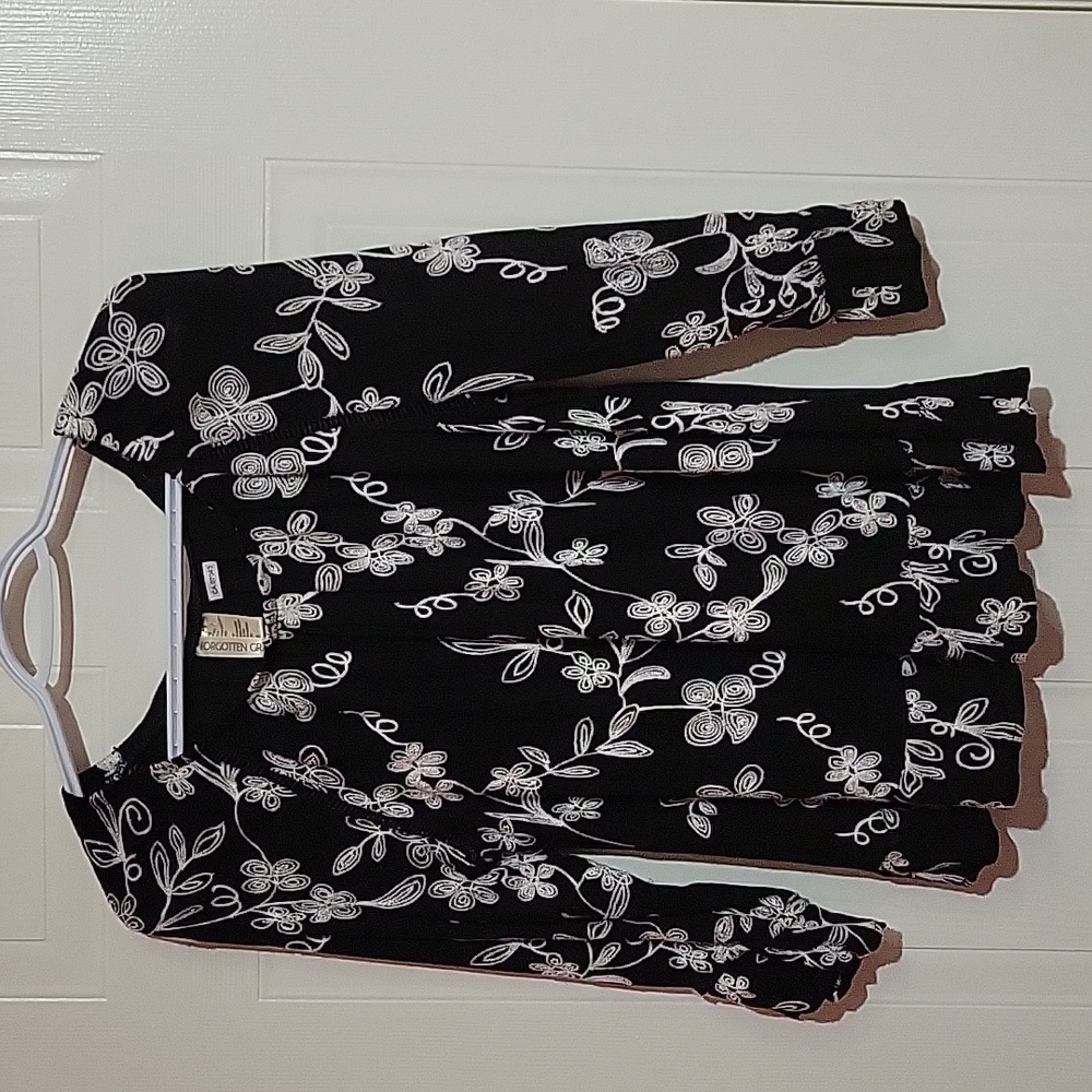 Forgotten Grace Flowy Embroidered Blouse US S